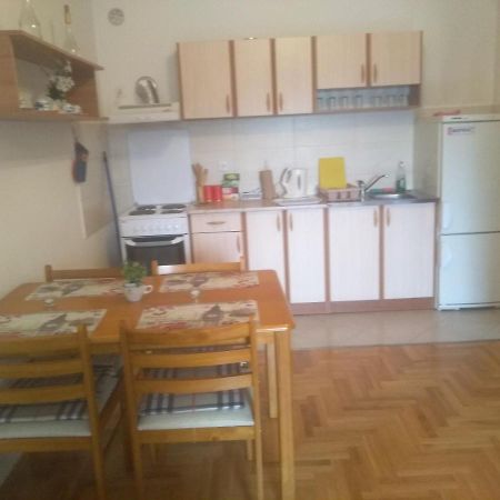Apartman Marina Sa Garazom Novi Sad Exterior foto