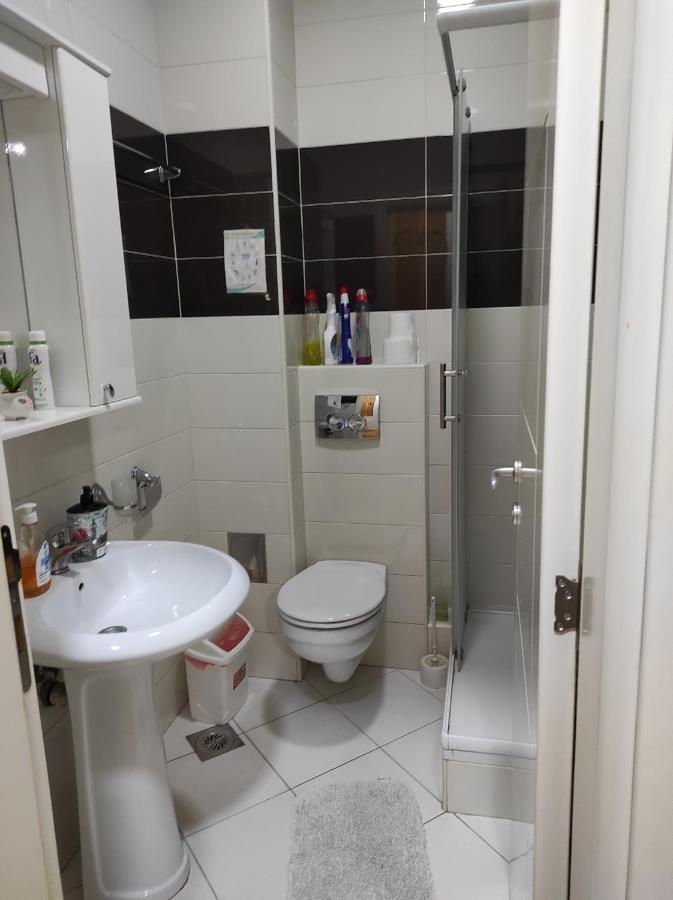 Apartman Marina Sa Garazom Novi Sad Exterior foto